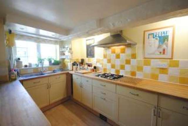 kitchen Image of 5 Bedroom Cottage For Sale at Lower Budleigh East Budleigh Budleigh Salterton, EX9 7DL Image of kitchen
