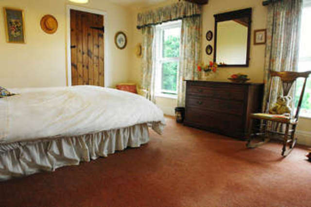  Image of 3 Bedroom Semi-Detached  For Sale at Scouthead Saddleworth Lees, OL4 4AW
