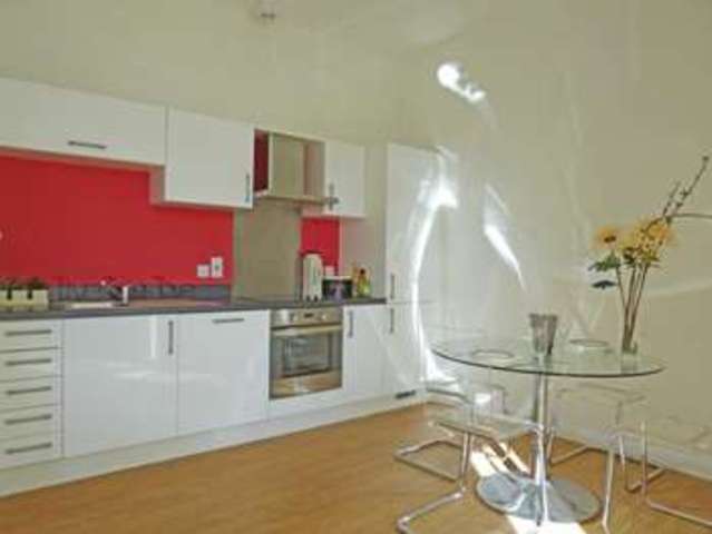  Image of 1 Bedroom Flat  To Rent at Bath, BA2 2JP