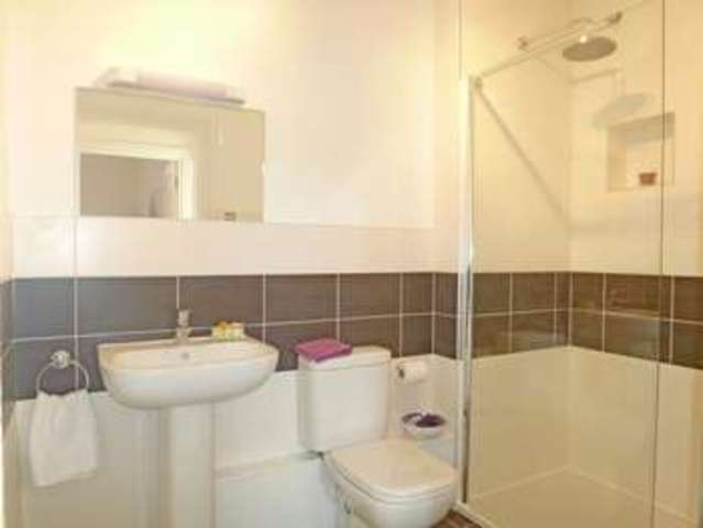  Image of 1 Bedroom Flat  To Rent at Bath, BA2 2JP