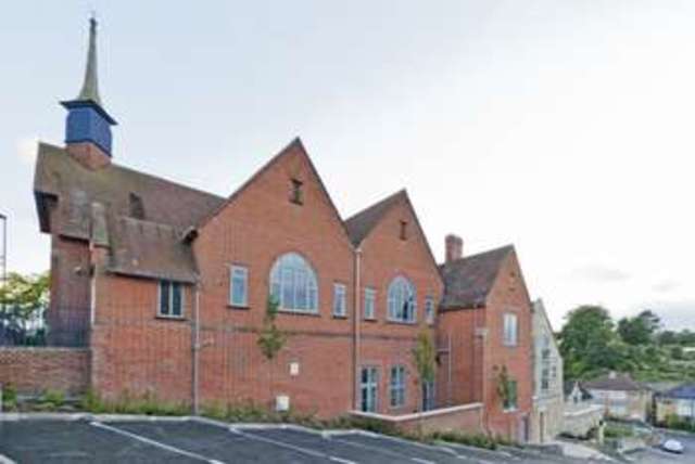  Image of 1 Bedroom Flat  To Rent at Bath, BA2 2JP