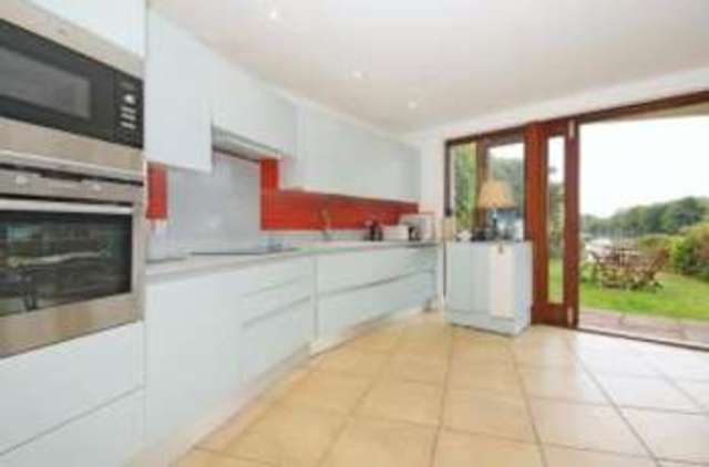  Image of 4 Bedroom Bungalow  For Sale at Mylor Falmouth Mylor, TR11 5NL