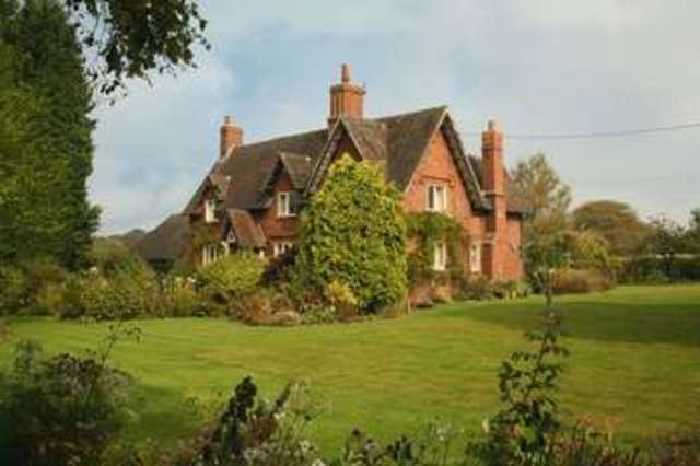  Image of 4 Bedroom Detached  For Sale at Lodge Road  Donnington Wood, TF2 7QN