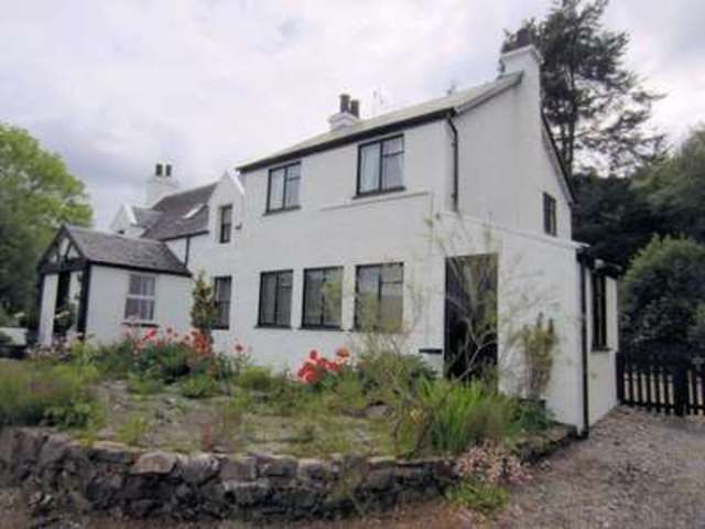  Image of Detached  For Sale at Old Kyle Farm Road Kyleakin Isle Of Skye, IV41 8PR