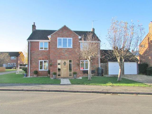  Image of 4 Bedroom Detached  For Sale at Grove  Wantage, OX12 0QB