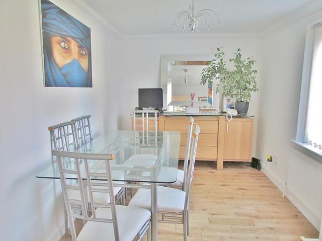  Image of 4 Bedroom Detached  For Sale at Grove  Wantage, OX12 0QB