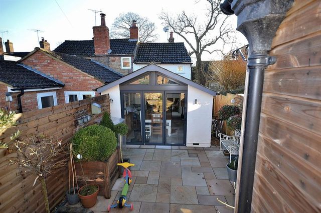  Image of 3 Bedroom Semi-Detached  For Sale at Eggington, LU7 9PQ