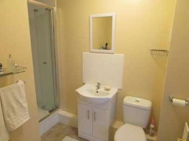  Image of 4 Bedroom Town House  For Sale at Wantage, OX12 9GQ