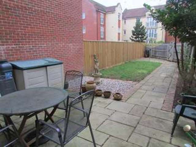  Image of 4 Bedroom Town House  For Sale at Wantage, OX12 9GQ