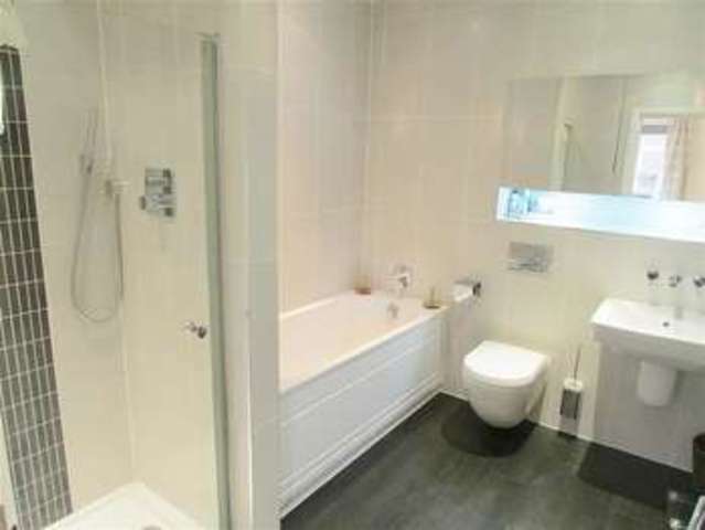  Image of 4 Bedroom End Of Terrace  To Rent at Wantage, OX12 8FJ