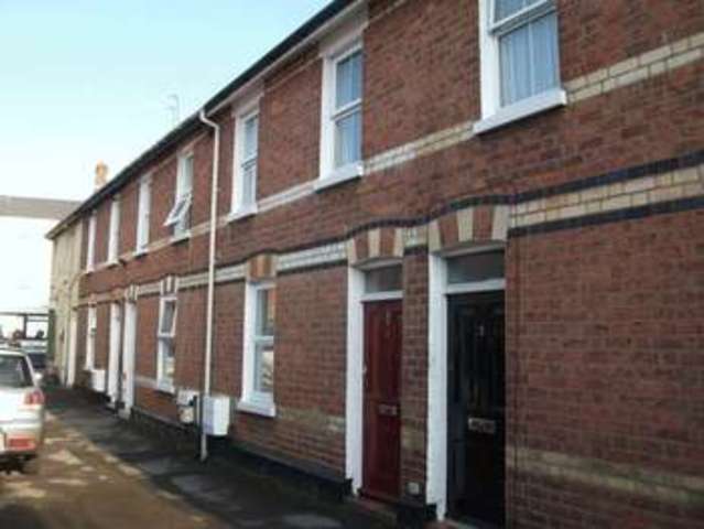  Image of 2 Bedroom Terraced  To Rent at Stanley Cottages, Barton Street  Gloucester, GL1 4EZ