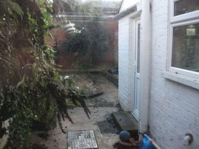  Image of 2 Bedroom Terraced  To Rent at Stanley Cottages, Barton Street  Gloucester, GL1 4EZ