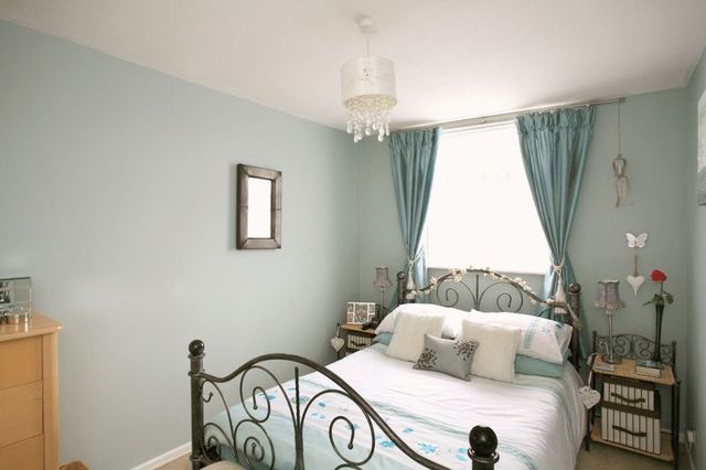  Image of 3 Bedroom Detached  For Sale at Tintagel Close Array Charlton, SP10 4DD