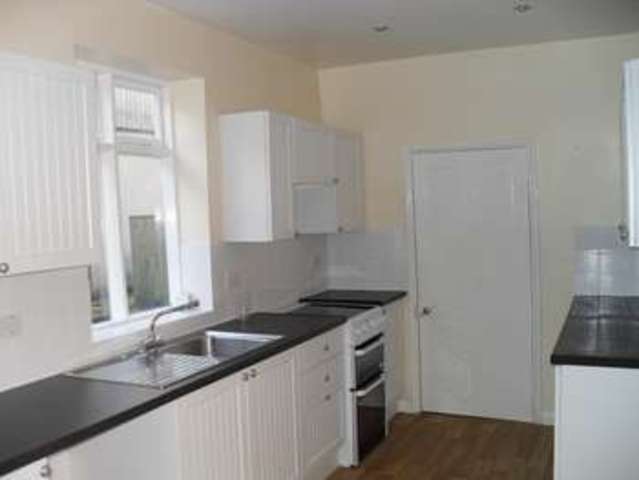  Image of 2 Bedroom Cottage  To Rent at Guisborough Lane  Skelton, TS12 2HJ