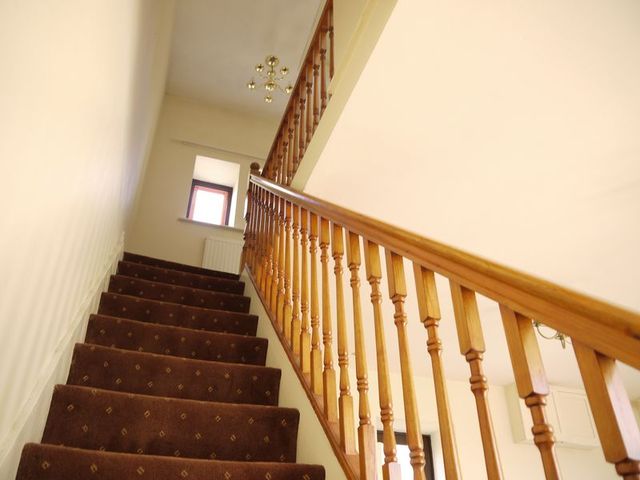  Image of 2 Bedroom Terraced  To Rent at Croft Row  Denholme, BD13 4ER