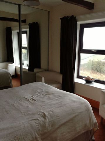  Image of 2 Bedroom Terraced  To Rent at Croft Row  Denholme, BD13 4ER
