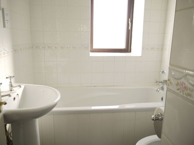  Image of 2 Bedroom Terraced  To Rent at Croft Row  Denholme, BD13 4ER
