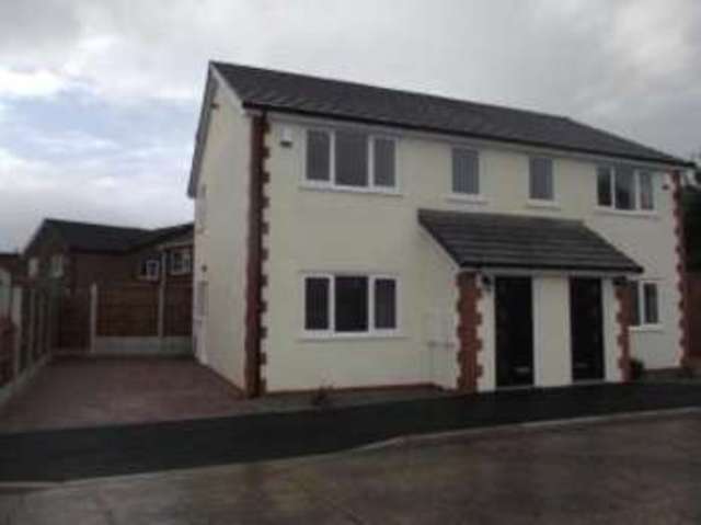 house front Image of 2 Bedroom Semi-Detached For Sale at Ribbleton Preston Fulwood, PR2 6DH Image of house front