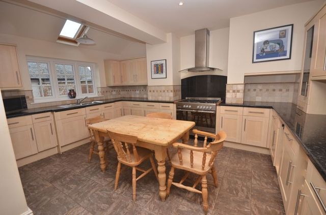  Image of 3 Bedroom Semi-Detached  For Sale at Gorstella Dodleston Chester, CH4 9LJ
