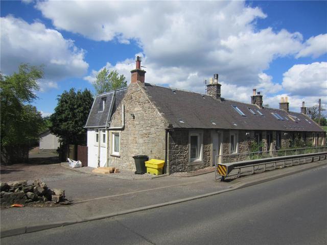  Image of 3 Bedroom Cottage  To Rent at Dalmahoy Kirknewton West Lothian, EH27 8EB