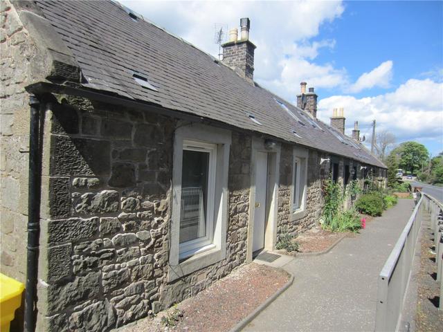  Image of 3 Bedroom Cottage  To Rent at Dalmahoy Kirknewton West Lothian, EH27 8EB