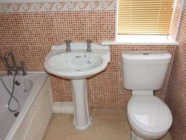  Image of 3 Bedroom Detached  For Sale at Victoria Dock  Hull, HU9 1UF