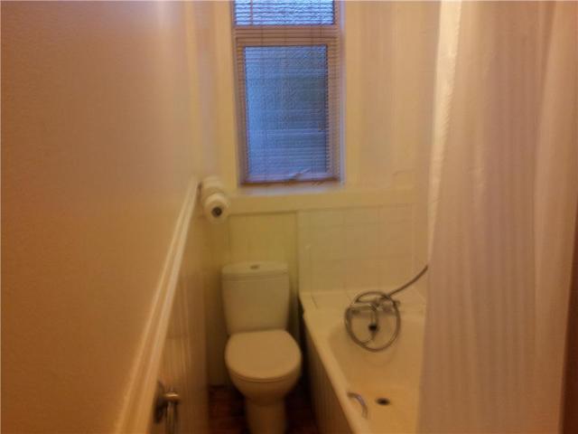  Image of 2 Bedroom Terraced  To Rent at Restalrig Edinburgh Edinburgh, EH6 8EJ