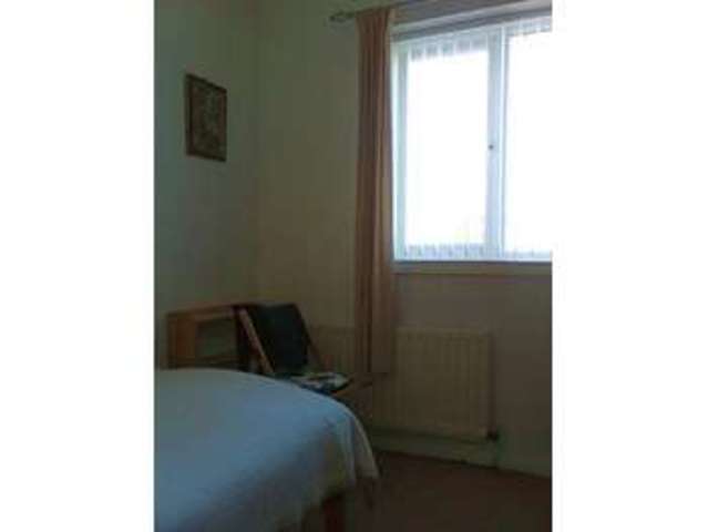  Image of 3 Bedroom Semi-Detached  For Sale at Darwin Crescent  Montagu, NE3 4TT
