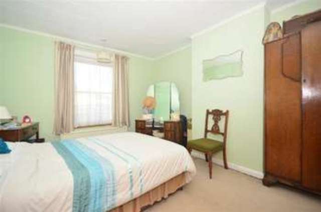  Image of 2 Bedroom Semi-Detached  For Sale at Folkestone Kent Folkestone, CT20 3JU