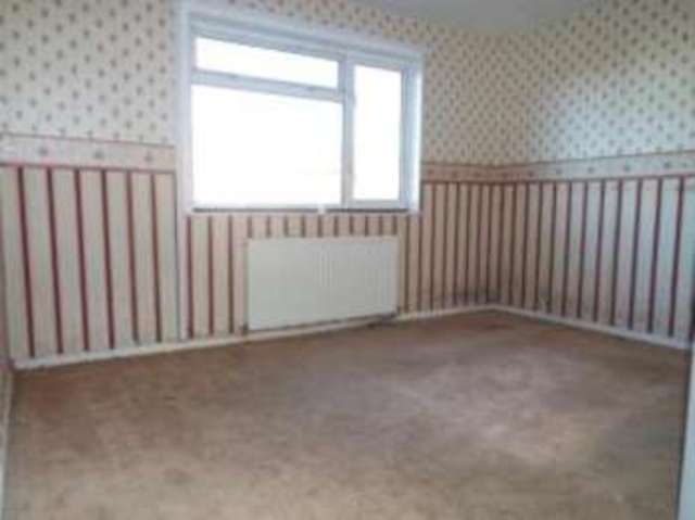 bedroom Image of 2 Bedroom Bungalow For Sale at Hutton Weston-super-Mare Hutton, BS24 9TB Image of bedroom