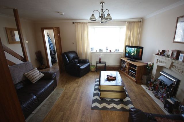  Image of 5 Bedroom Semi-Detached  To Rent at Lichfield Road Armitage Rugeley, WS15 4DB