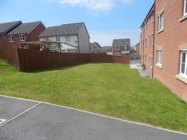  Image of 2 Bedroom Property  To Rent at North Cornelly Bridgend North Cornelly, CF33 4PD