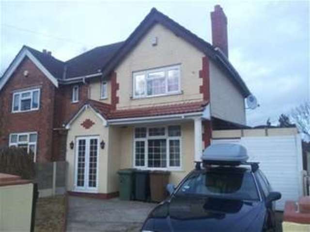 Image of 3 Bedroom Semi-Detached  For Sale at Walsall, WS3 1AX