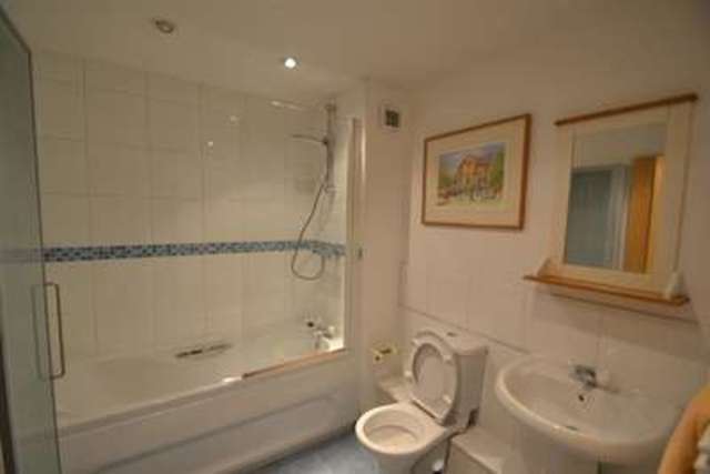  Image of 3 Bedroom End Of Terrace  To Rent at Wimbledon Common, SW15 3ER