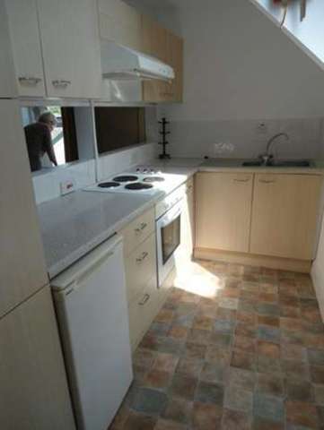  Image of 2 Bedroom Flat  To Rent at 6 Market Square  Narberth, SA67 7AU
