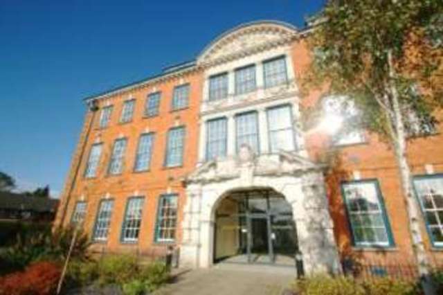  Image of 2 Bedroom Flat  For Sale at Northwick Avenue Worcester Claines, WR3 7AT