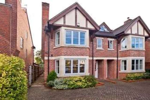  Image of 5 Bedroom Property  To Rent at Oxford, OX2 8DY