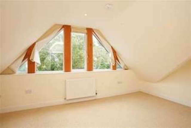 Image of 5 Bedroom Property  To Rent at Oxford, OX2 8DY