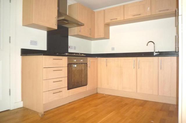  Image of 3 Bedroom Detached  To Rent at High Street Handcross Haywards Heath, RH17 6BF