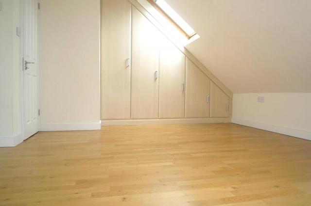  Image of 3 Bedroom Detached  To Rent at High Street Handcross Haywards Heath, RH17 6BF