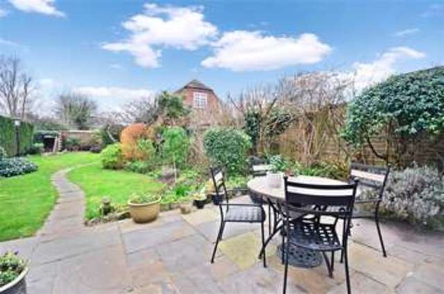 Image of 3 Bedroom End Of Terrace  For Sale at Headcorn Ashford Headcorn, TN27 9NP