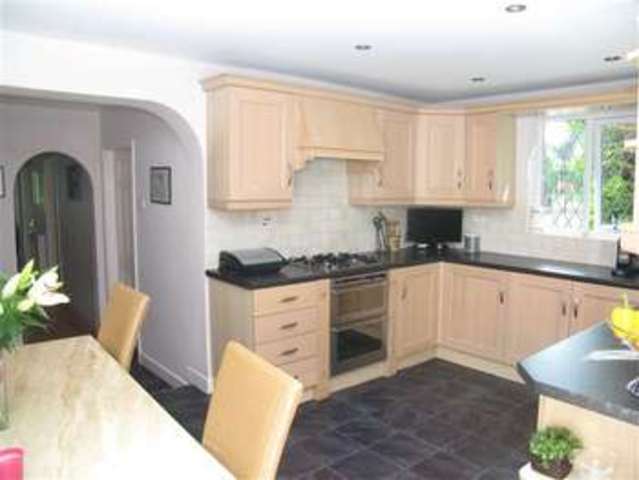  Image of 3 Bedroom Detached  For Sale at Birmingham Road Mappleborough Green Studley, B80 7BH