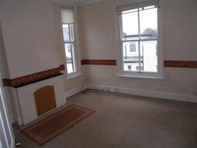  Image of 1 Bedroom Flat  To Rent at Woodlands Cottage Woodlands Road MACCLESFIELD, SK11 8AQ