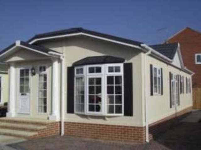  Image of 2 Bedroom Bungalow  For Sale at Boroughbridge Road Ripon Ripon, HG4 1UF