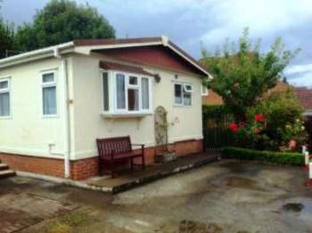  Image of 2 Bedroom Detached  For Sale at Boroughbridge Road Ripon Ripon, HG4 1UF
