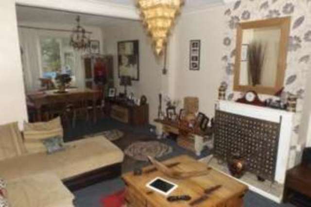 living room Image of 3 Bedroom Semi-Detached For Sale at Leigh-on-Sea Essex Eastwood, SS9 4BB Image of living room
