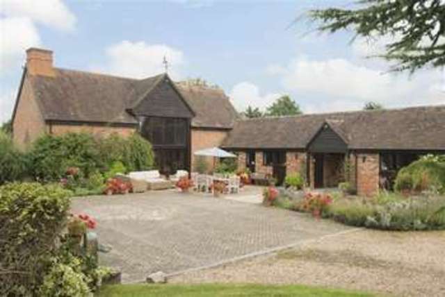  Image of 3 Bedroom Detached  For Sale at Stratford Road Honeybourne Near Pebworth, WR11 8PR