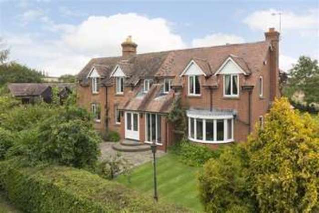  Image of 3 Bedroom Detached  For Sale at Stratford Road Honeybourne Near Pebworth, WR11 8PR
