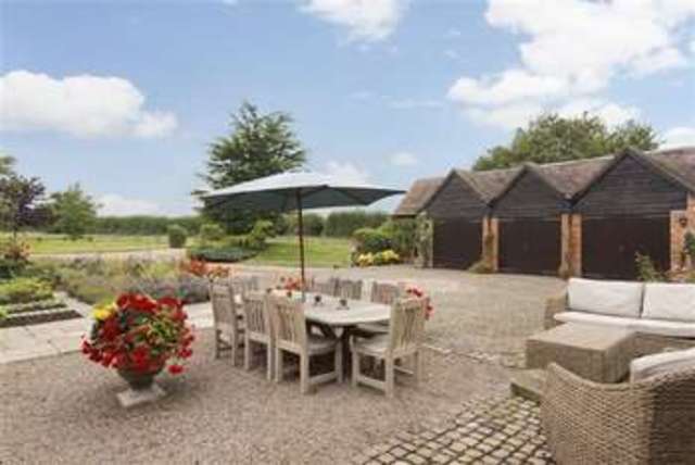  Image of 3 Bedroom Detached  For Sale at Stratford Road Honeybourne Near Pebworth, WR11 8PR