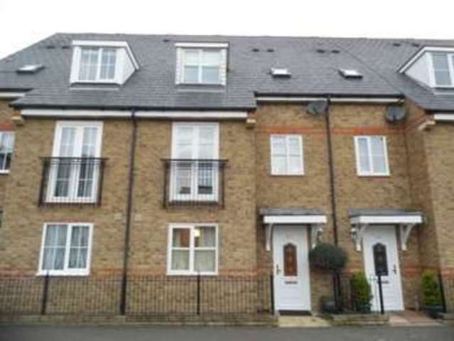  Image of 5 Bedroom Terraced  For Sale at Braintree Essex Braintree, CM7 2TG